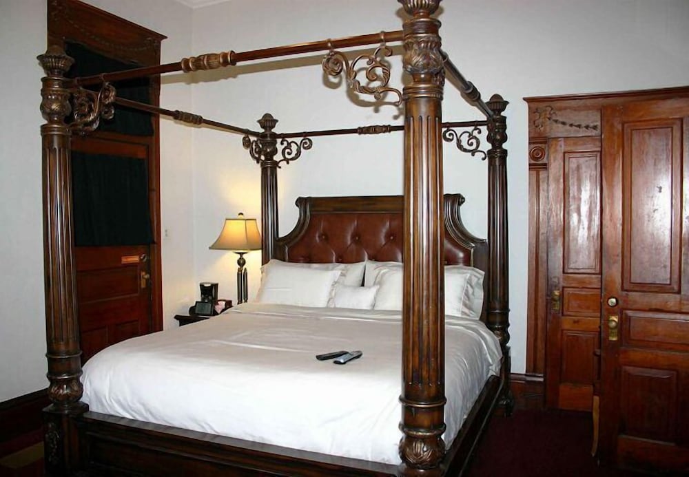 Room 3 photo 1