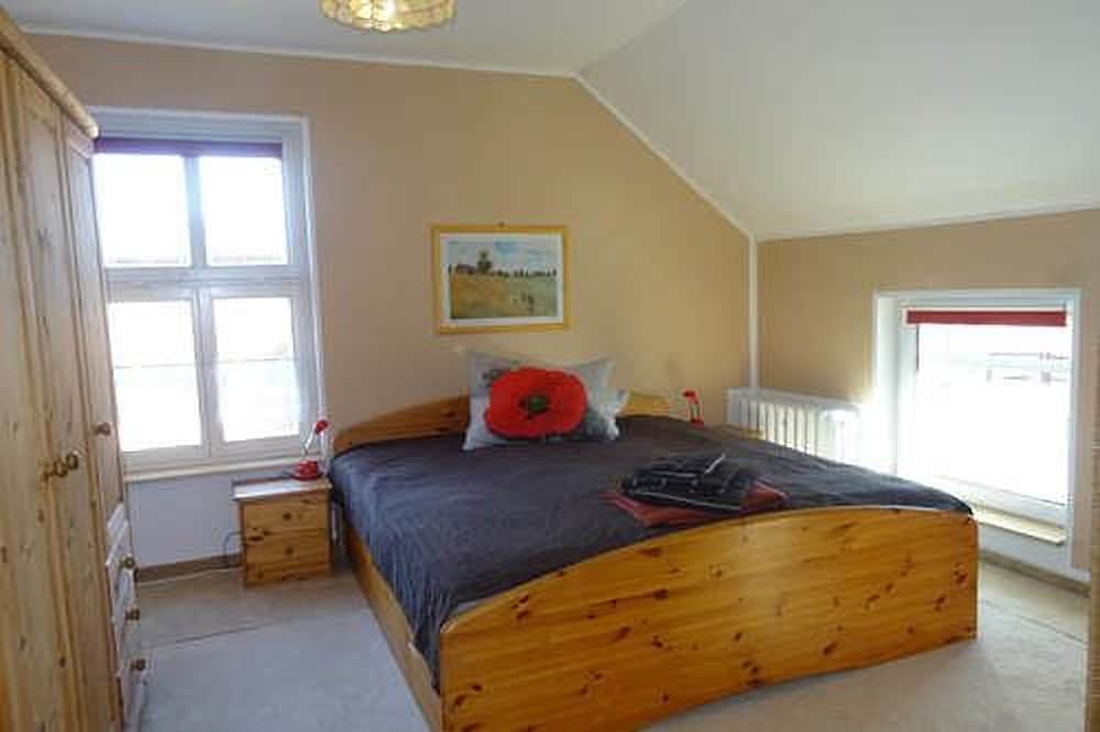 Apartment, 2 Bedrooms photo 1