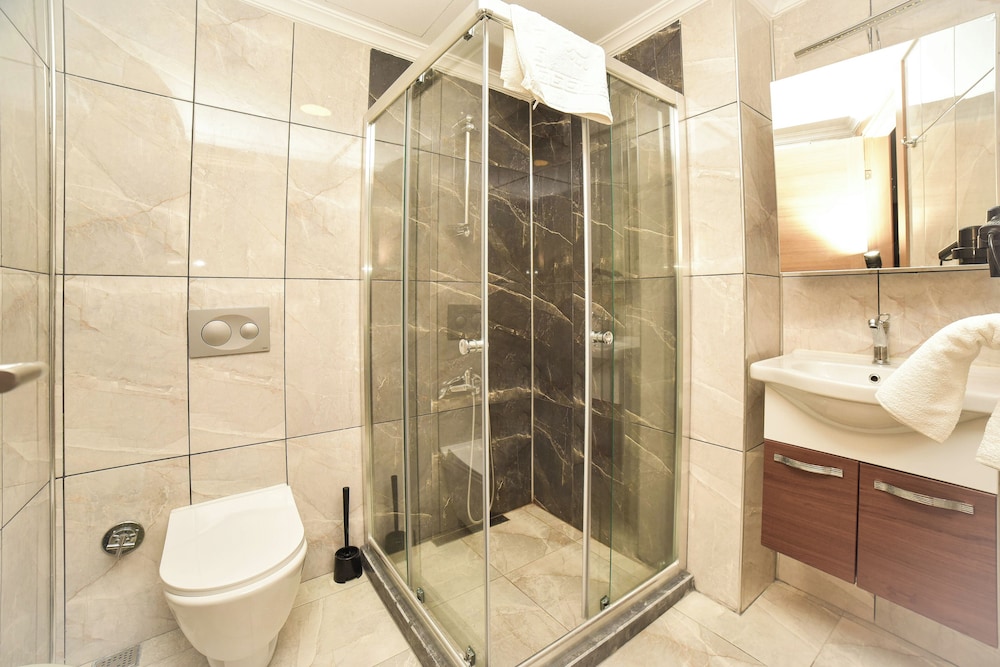 Standard Triple Room - Photo 3