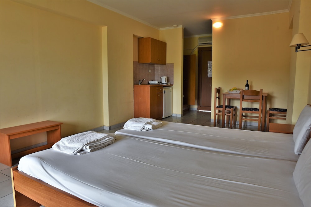 Standard Studio, 1 Bedroom, Garden View
