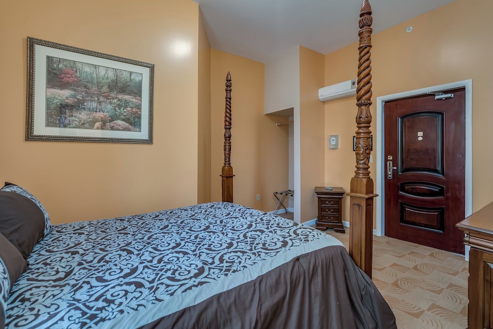 Luxury Double Room, Private Bathroom photo 3