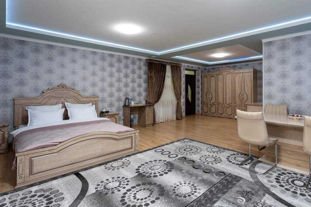 Suite, Private Bathroom (1)
