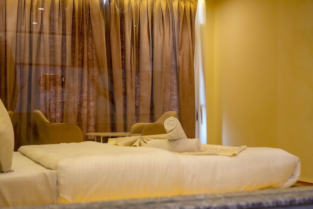 Premium Room - Photo 16