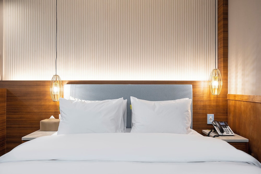 Premium Room - Photo 10