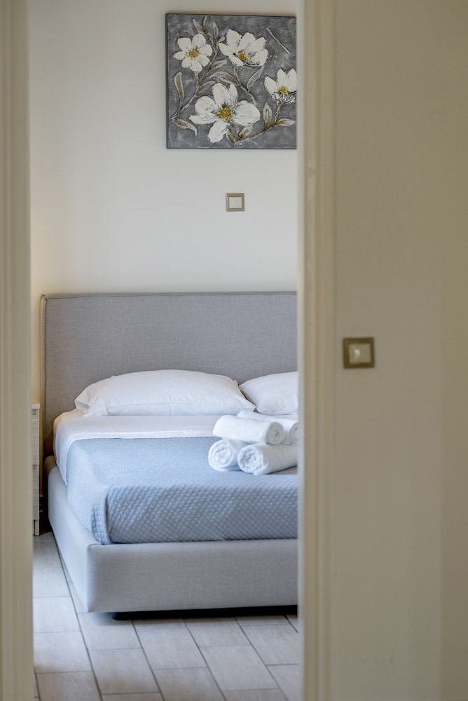 Studio Suite (1) photo 3