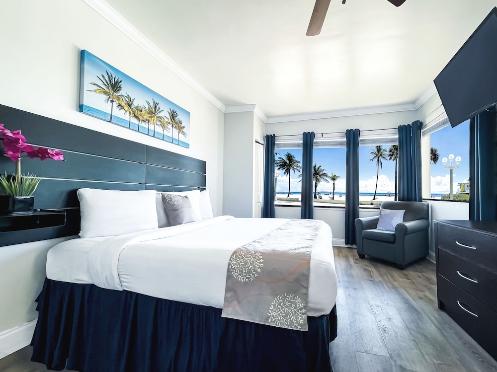 Superior Oceanfront King - Photo 1