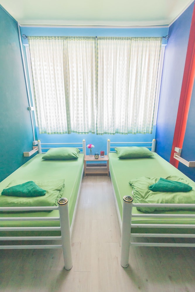 Standard Twin Room, 2 Twin Beds photo 2