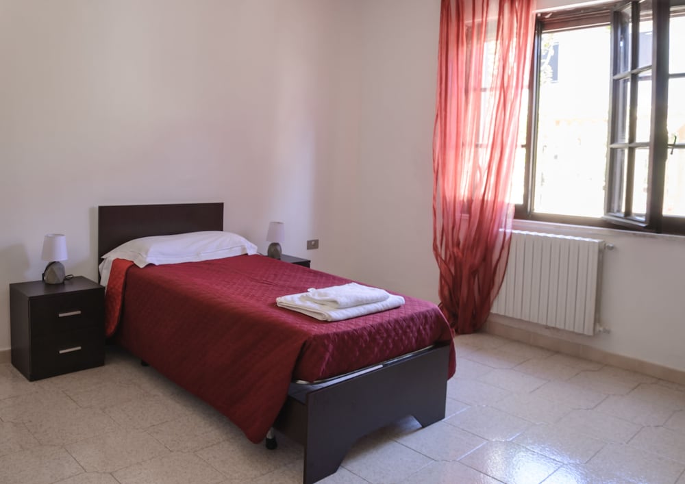 Standard Twin Room, Garden View