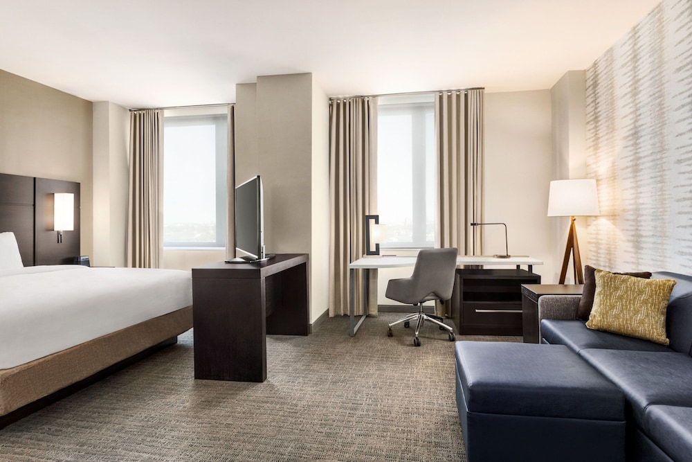 Executive Studio Suite, 1 Bedroom - Photo 1