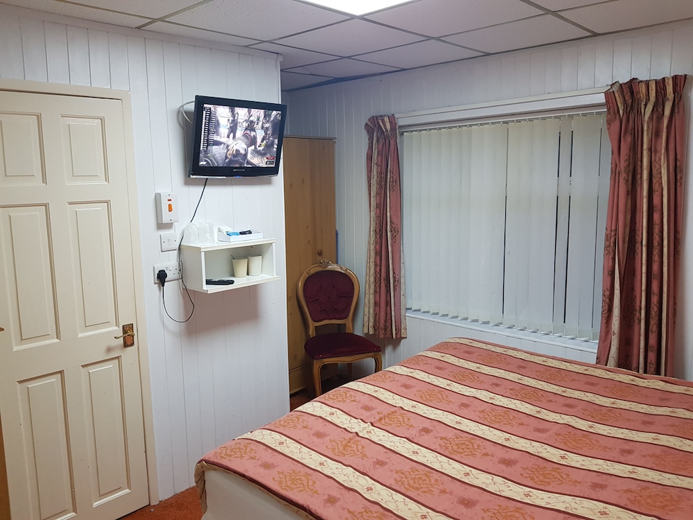 Double Room, Ensuite - Photo 4