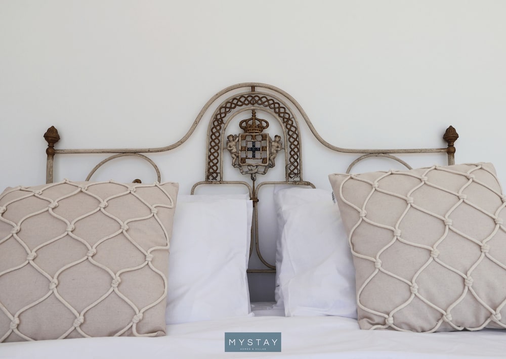 Exclusive Double or Twin Room, Balcony, City View photo 3