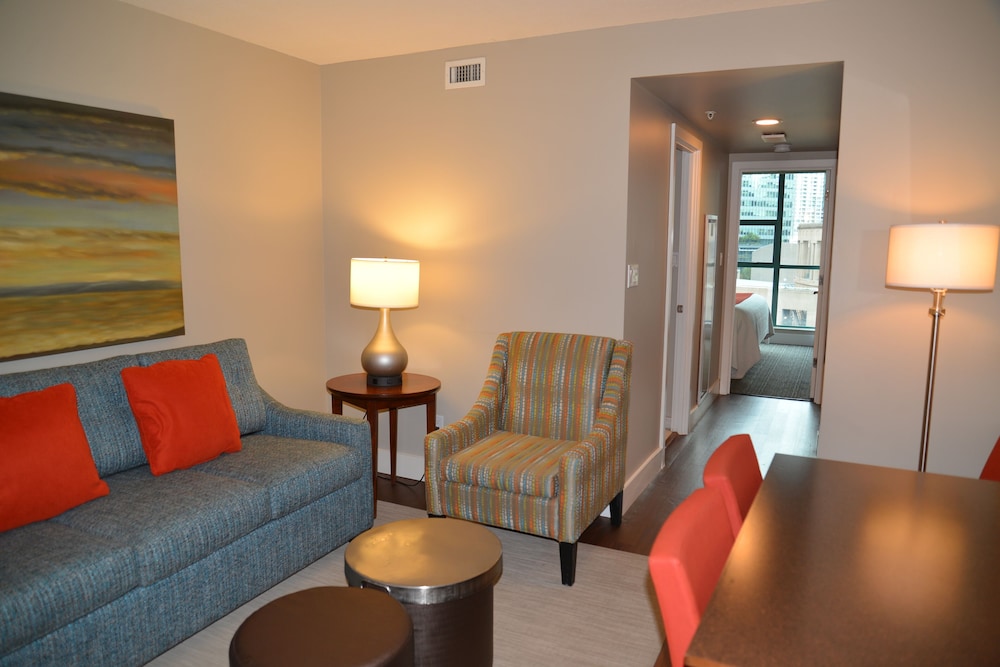 Condo, 1 Bedroom, Kitchenette
