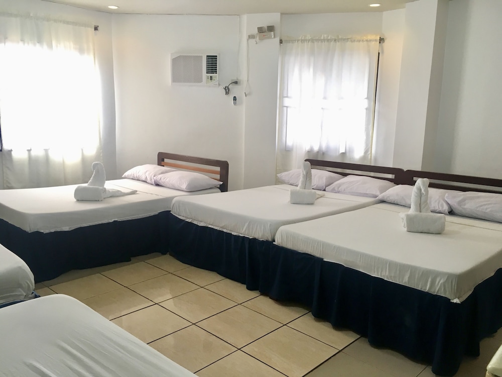 Room for 12 persons