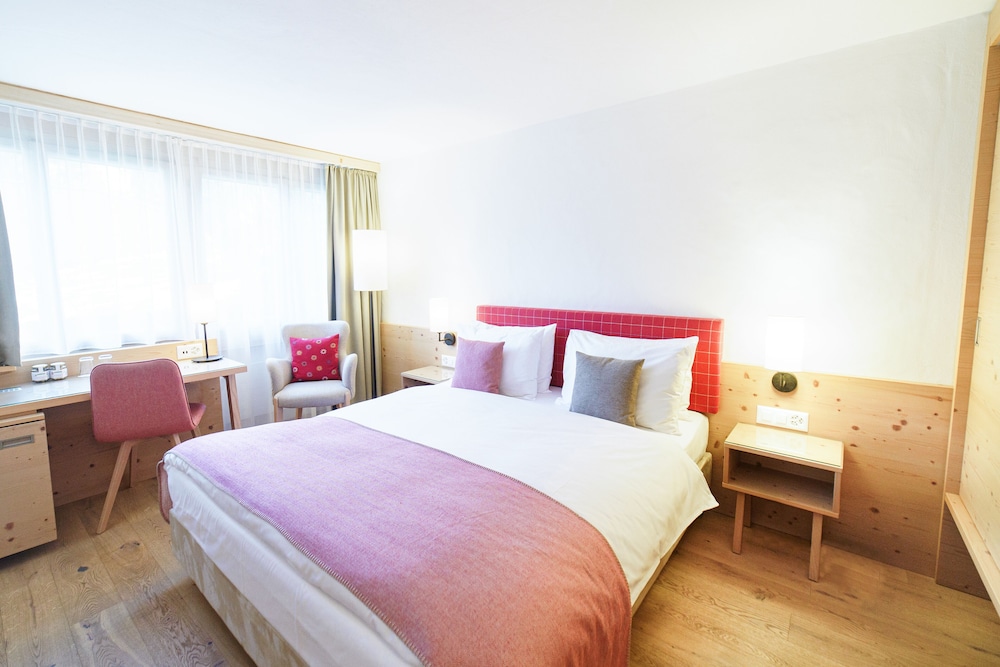Queen Room Alpine - Photo 2
