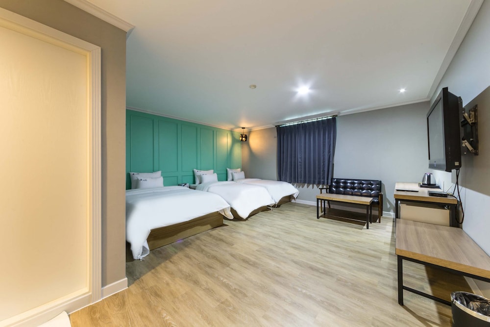 Family Triple Room photo 1