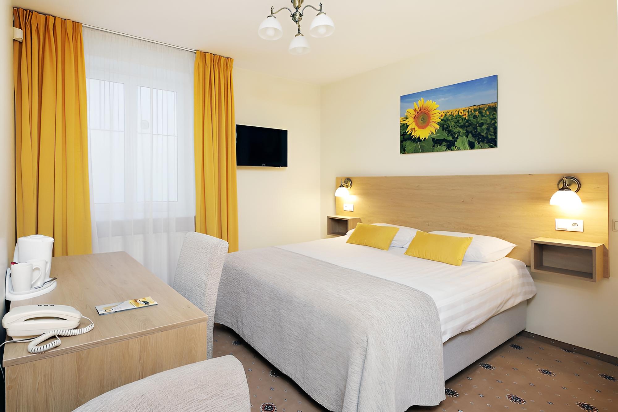 Basic Double Room photo 1