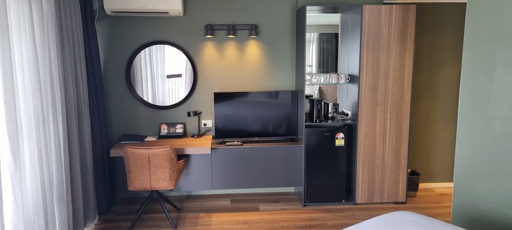 King Standard Room - Photo 4