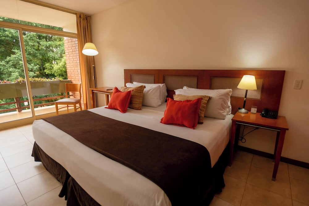 Standard Room (Regency) photo 2