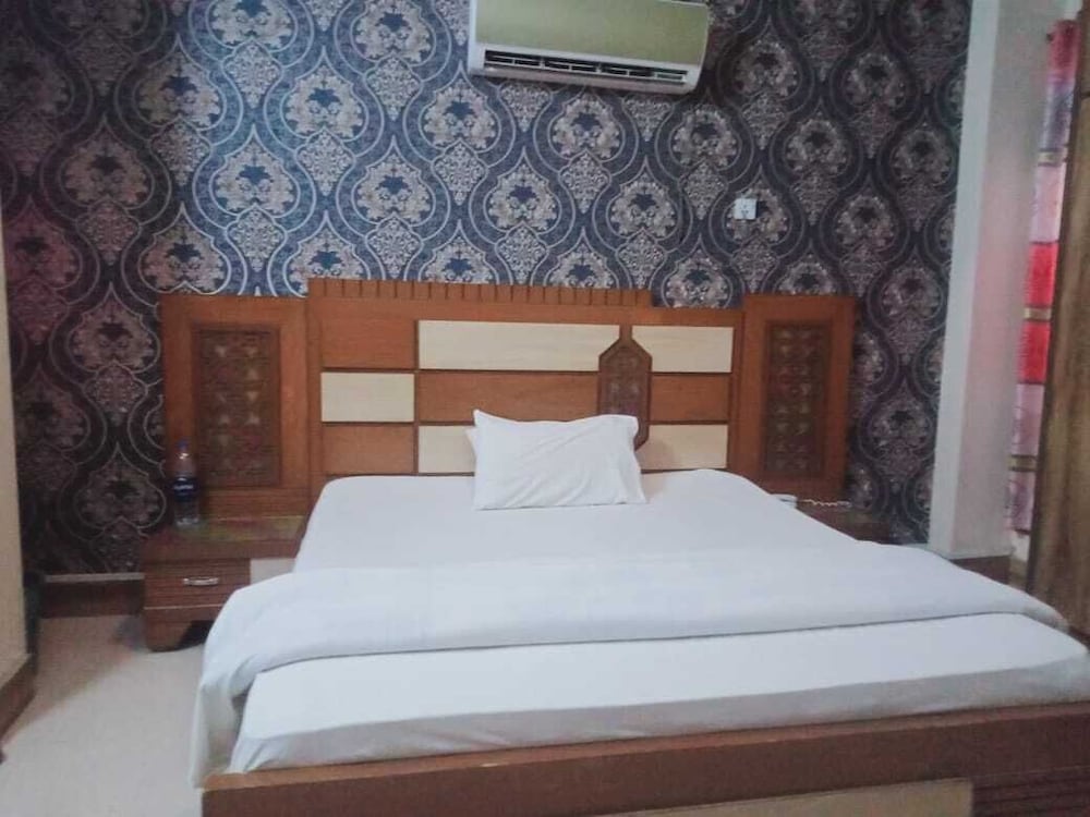 Standard Double Room photo 2