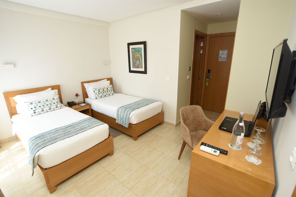 Standard Double Or Twin Room - Photo 6