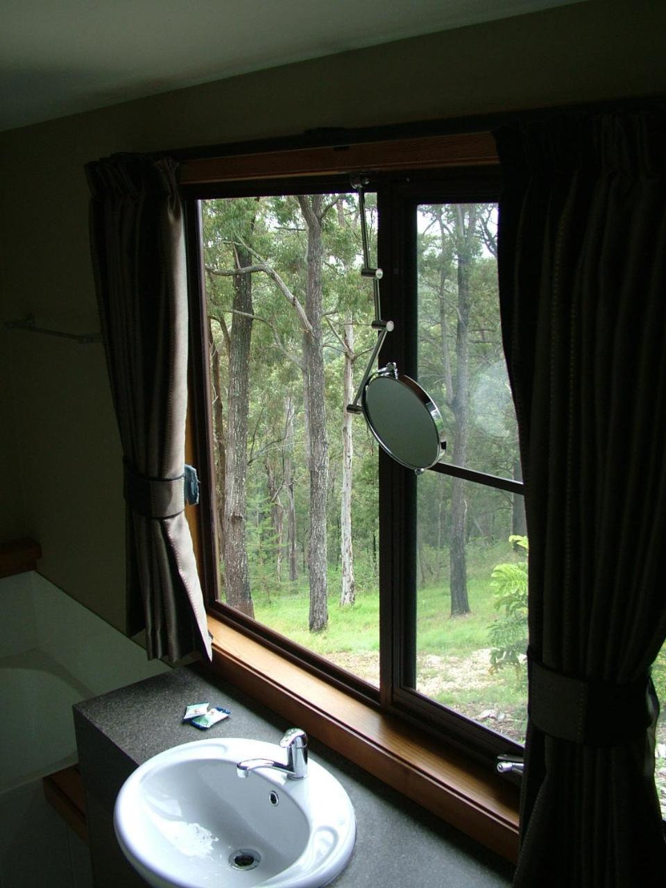 One-Bedroom Cottage with Ocean View - Split Level photo 3
