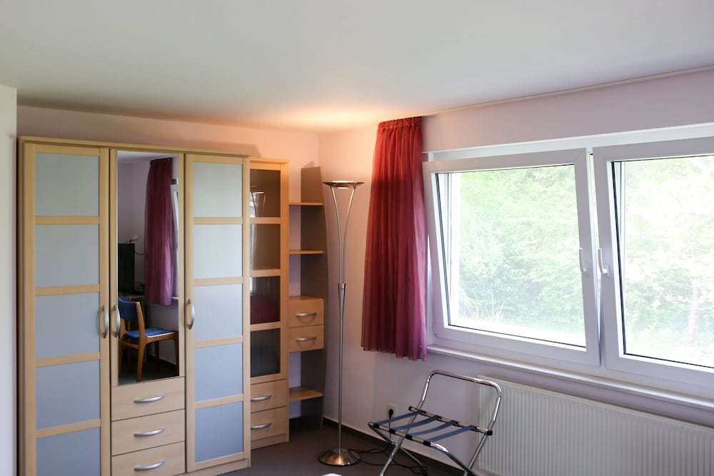 Classic Double Room, Ensuite, Garden View (Doppelzimmer Grand lit) photo 3