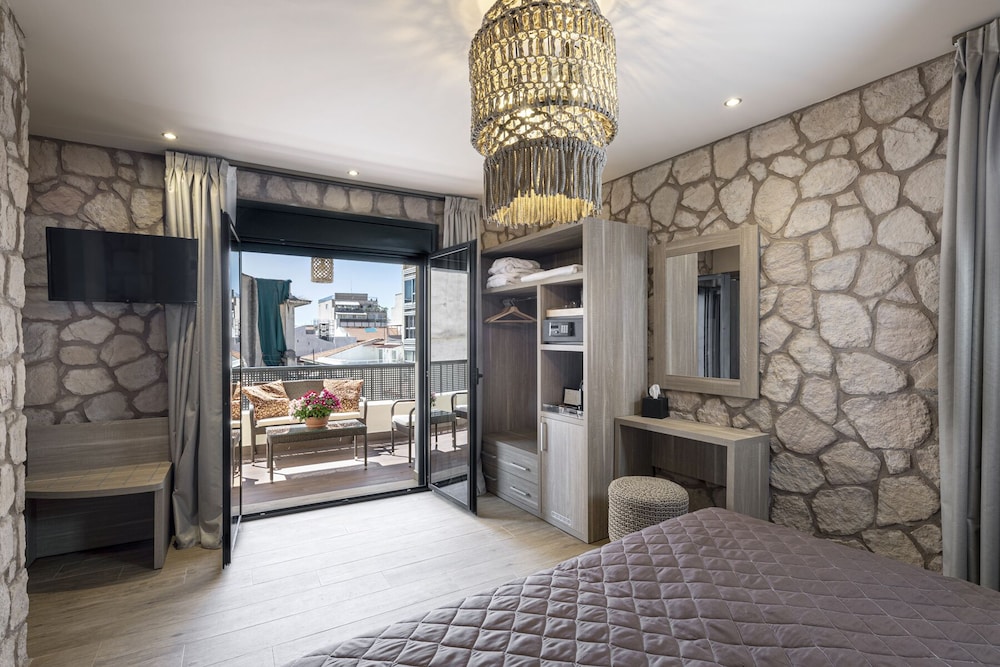 Executive Double or Twin Room, Terrace, Annex Building photo 3