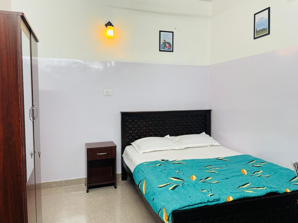 Standard Double Room, City View
