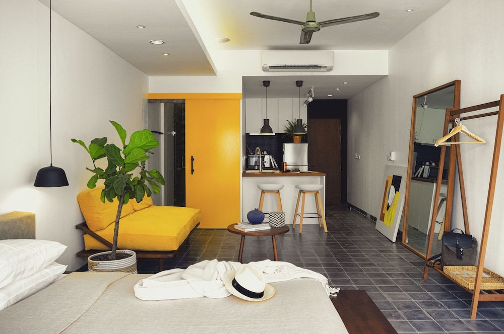 Design Apartment, 1 Bedroom, City View, Garden Area