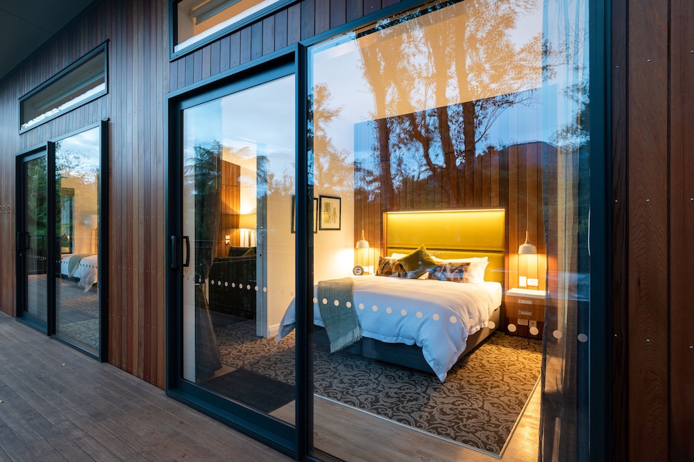 Deluxe Two Bedrooms Spa Tree House - Photo 2