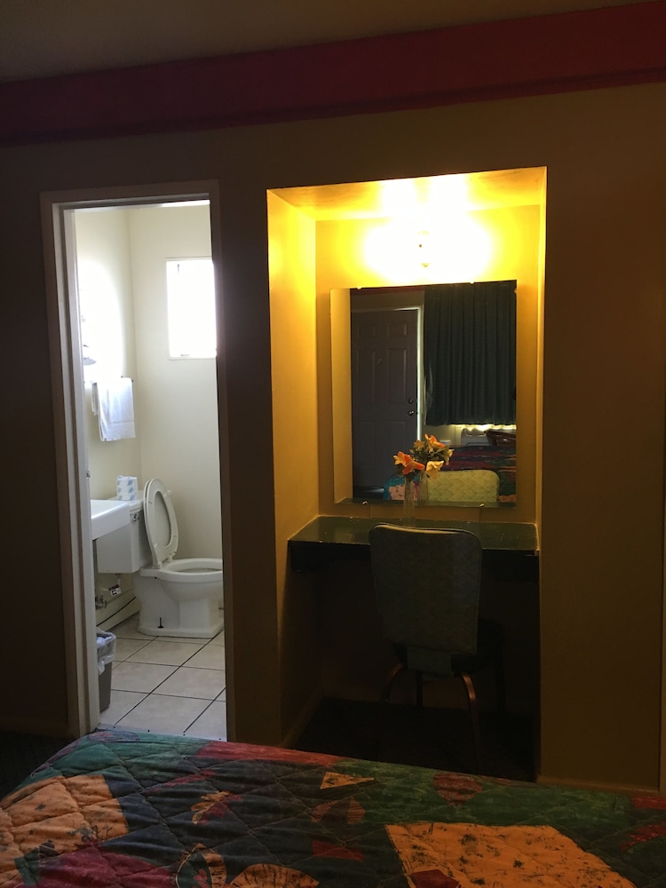 Standard Room, 2 Queen Beds