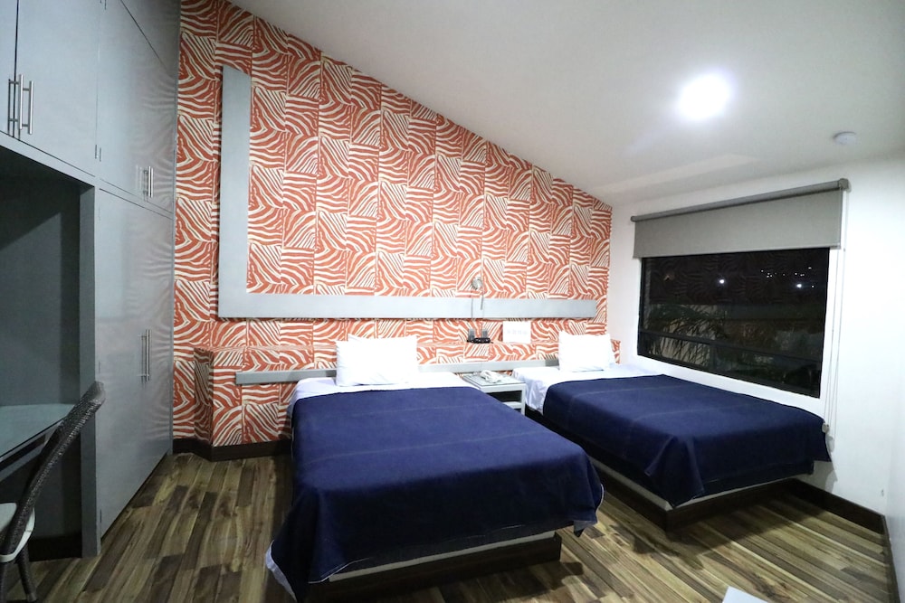 Standard Room photo 2
