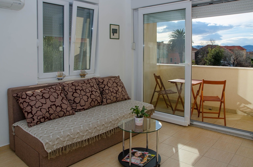 Standard Apartment, 1 Bedroom, Balcony photo 1