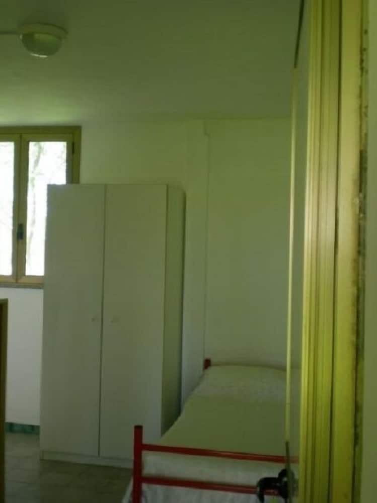 Bungalow, Multiple Beds photo 2