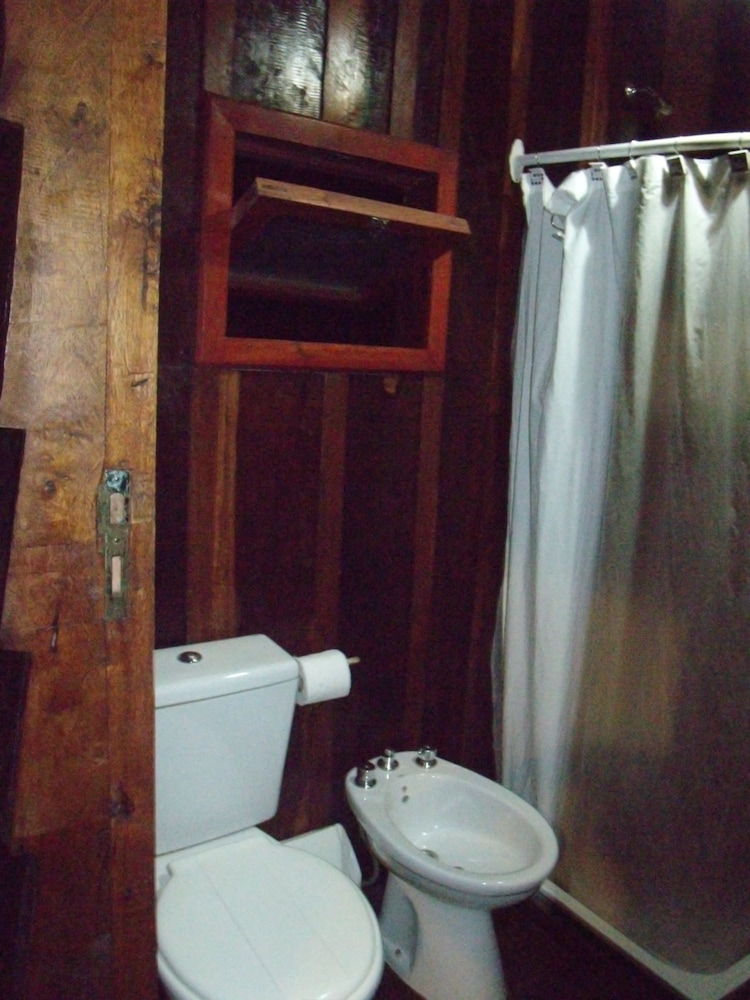 Cabin, Non Smoking, Garden View (1 Queen And 1 Single Bed ) photo 2