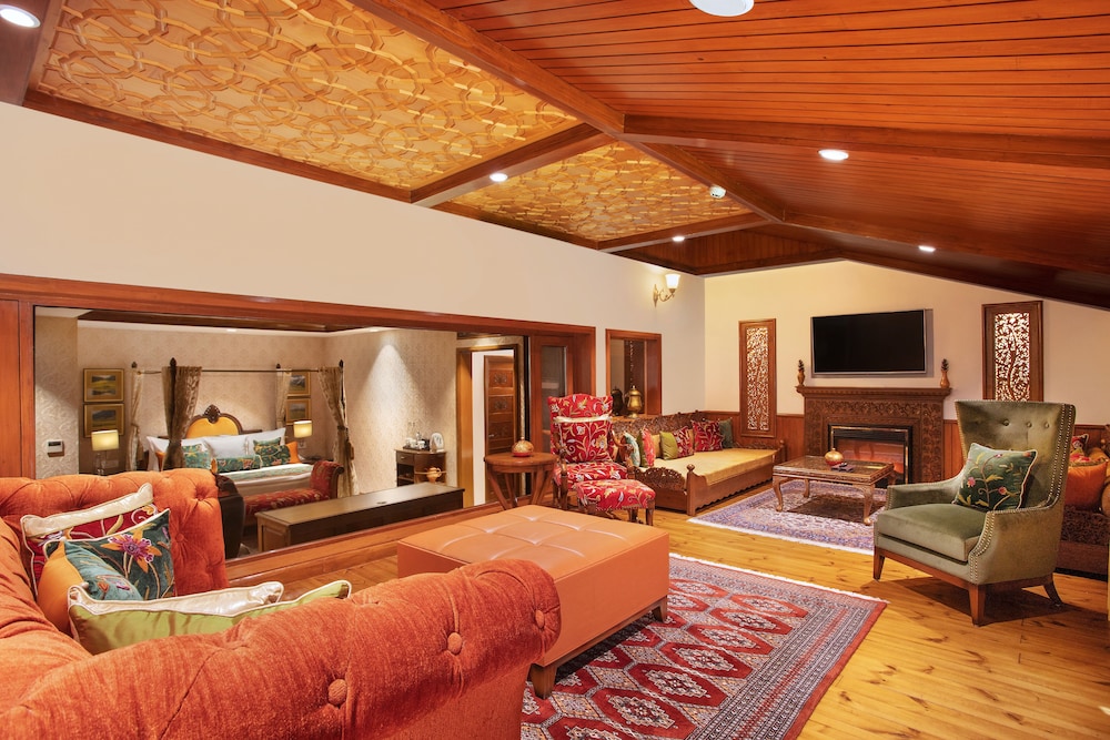 Suite, Multiple Beds (Shabistan) photo 2