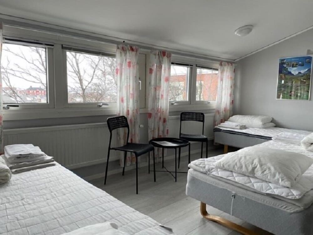 Economy Triple Room photo 1