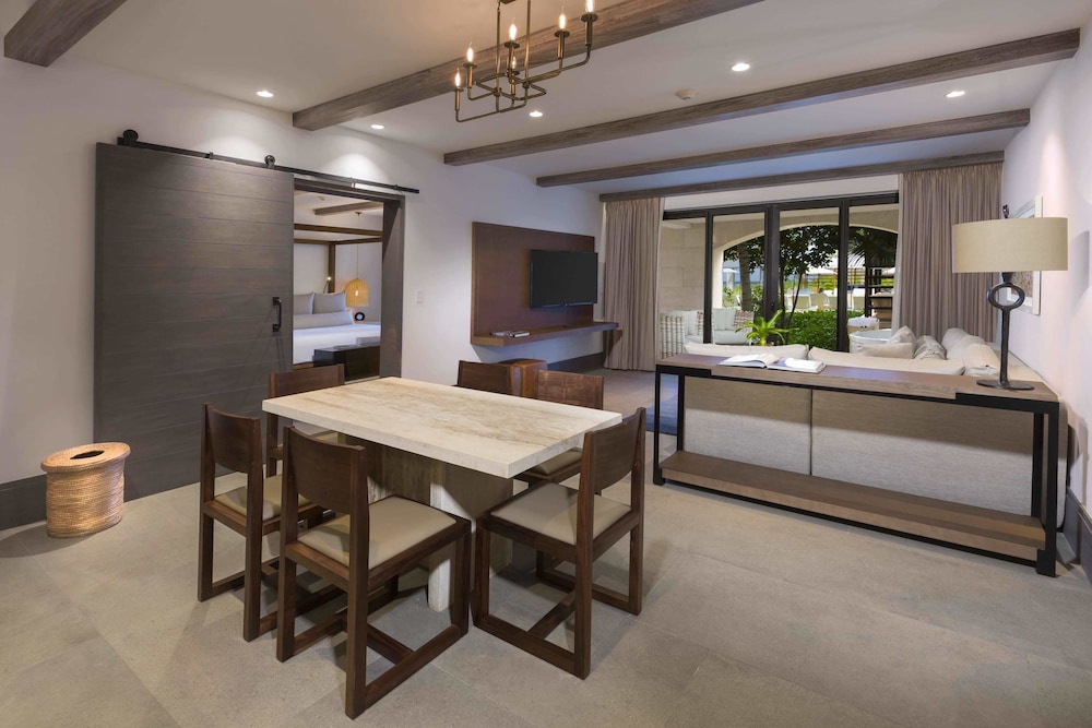 Estancia Suite - Tropical View