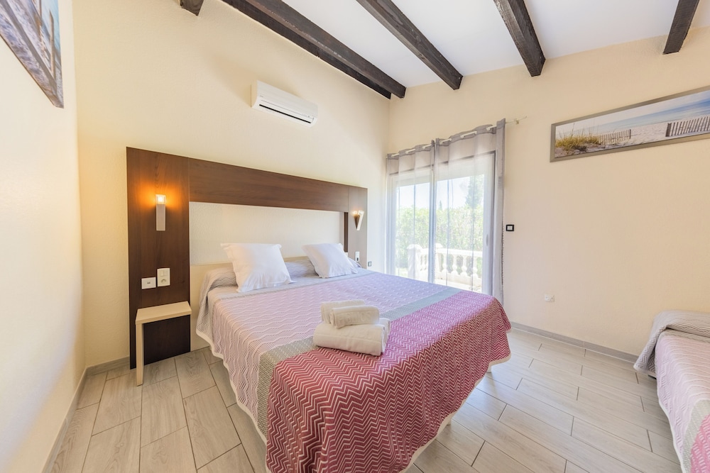 Triple Room (Terrace)