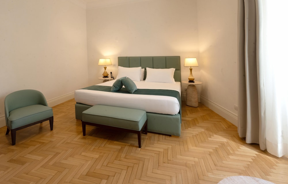 Junior Suite, City View