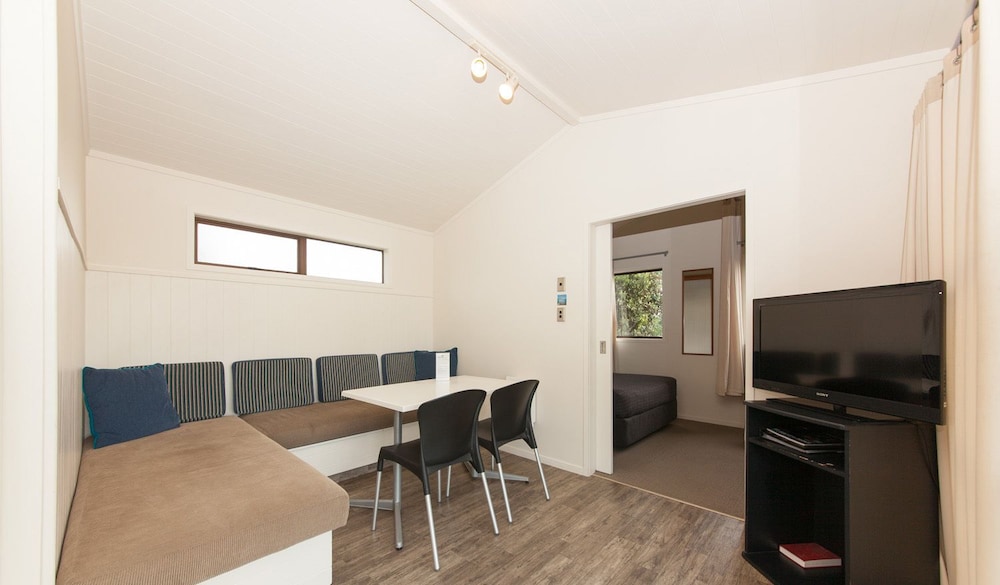 Standard Holiday Unit (1BR)