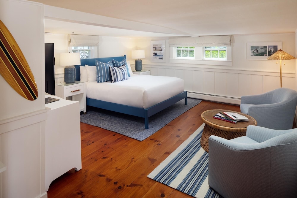 Deluxe Studio Suite
