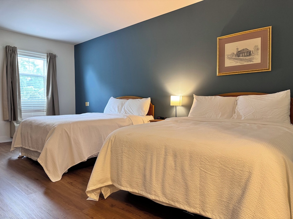 Superior Double Room with Balcony Suite
