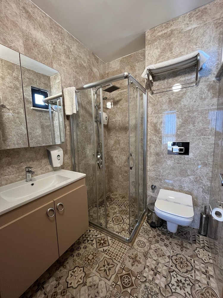 Comfort Room photo 1