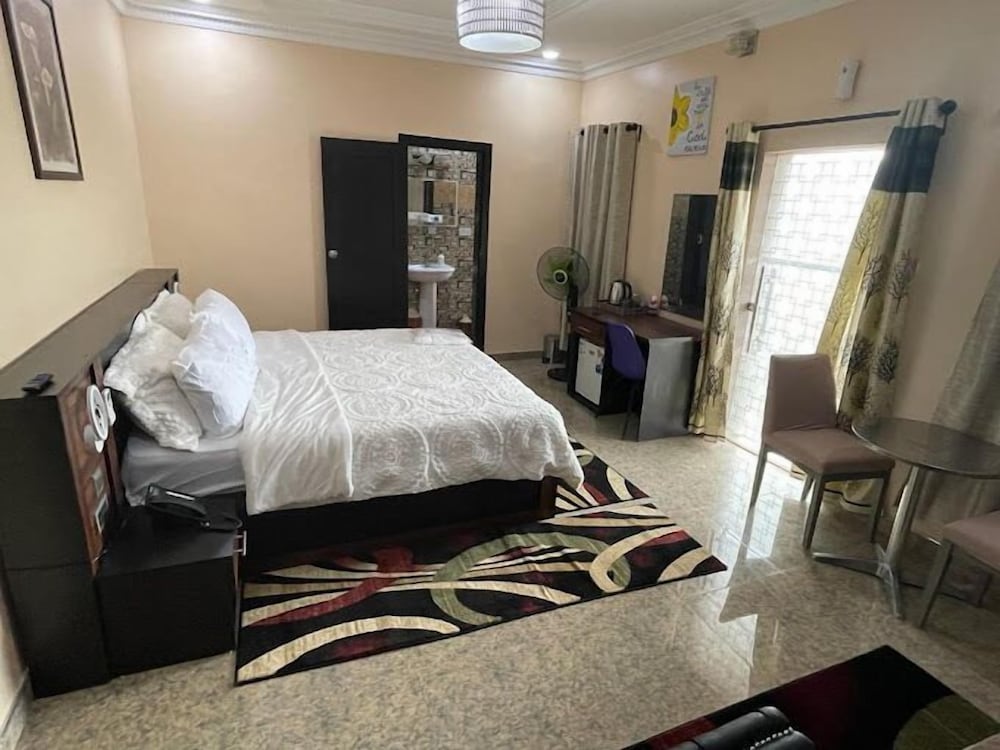 Economy Room, Balcony, City View