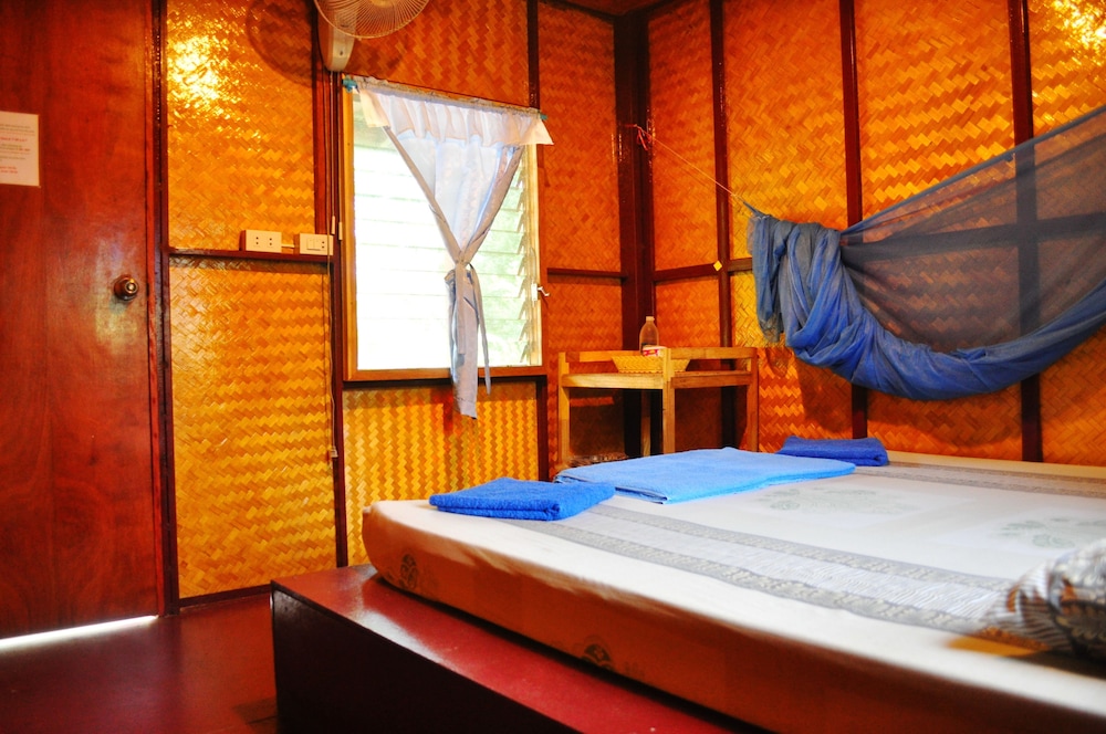 Double Room with Fan and Shared Bathroom photo 1