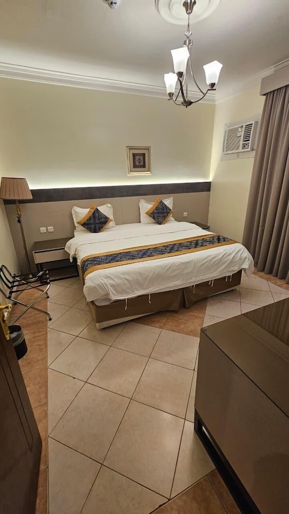 Deluxe Double Room, City View