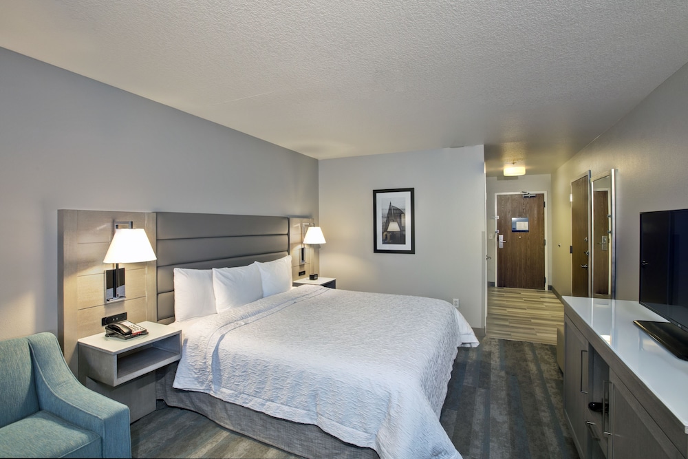 Room, 1 King Bed, Accessible, Non Smoking - Photo 3