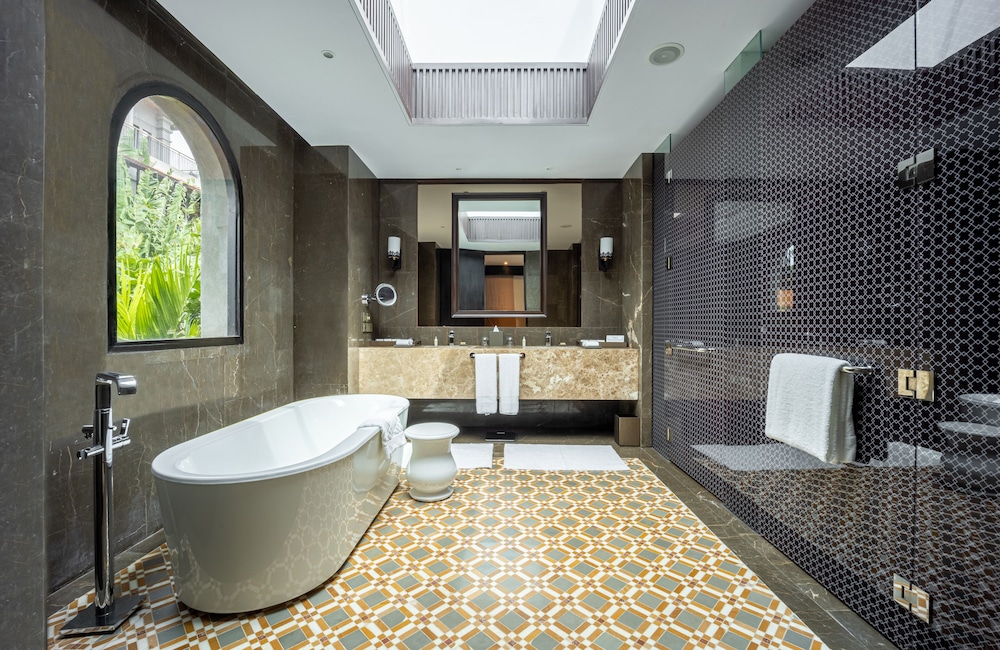 Premium Suite, 1 King Bed, River View (Plunge Pool) photo 3