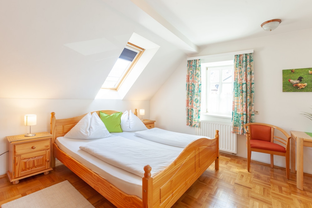 Classic Room